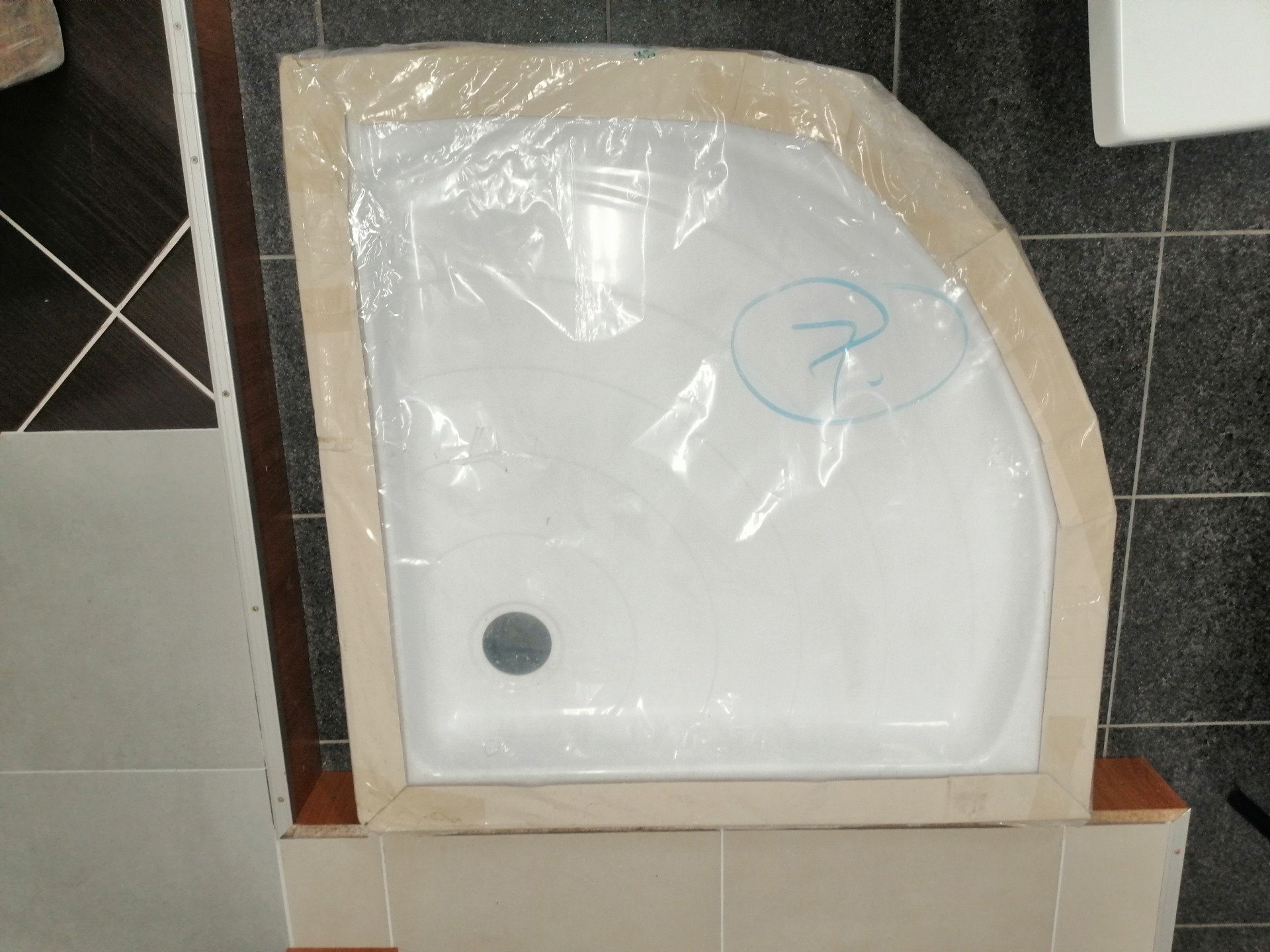 Akrylátová vanička vystužená 90x90 akční cena 3.490,-kč