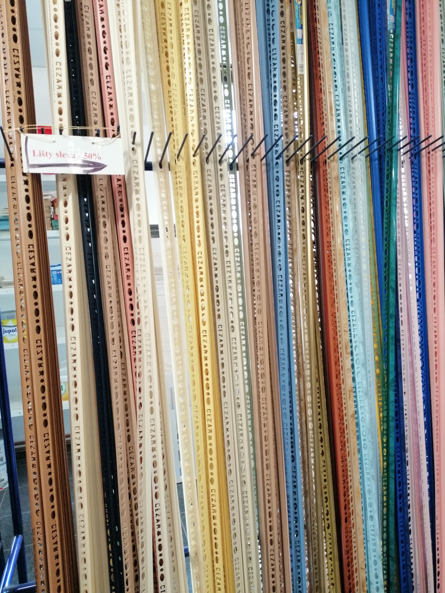 SLEVA 50% na vybrané obkladové lišty